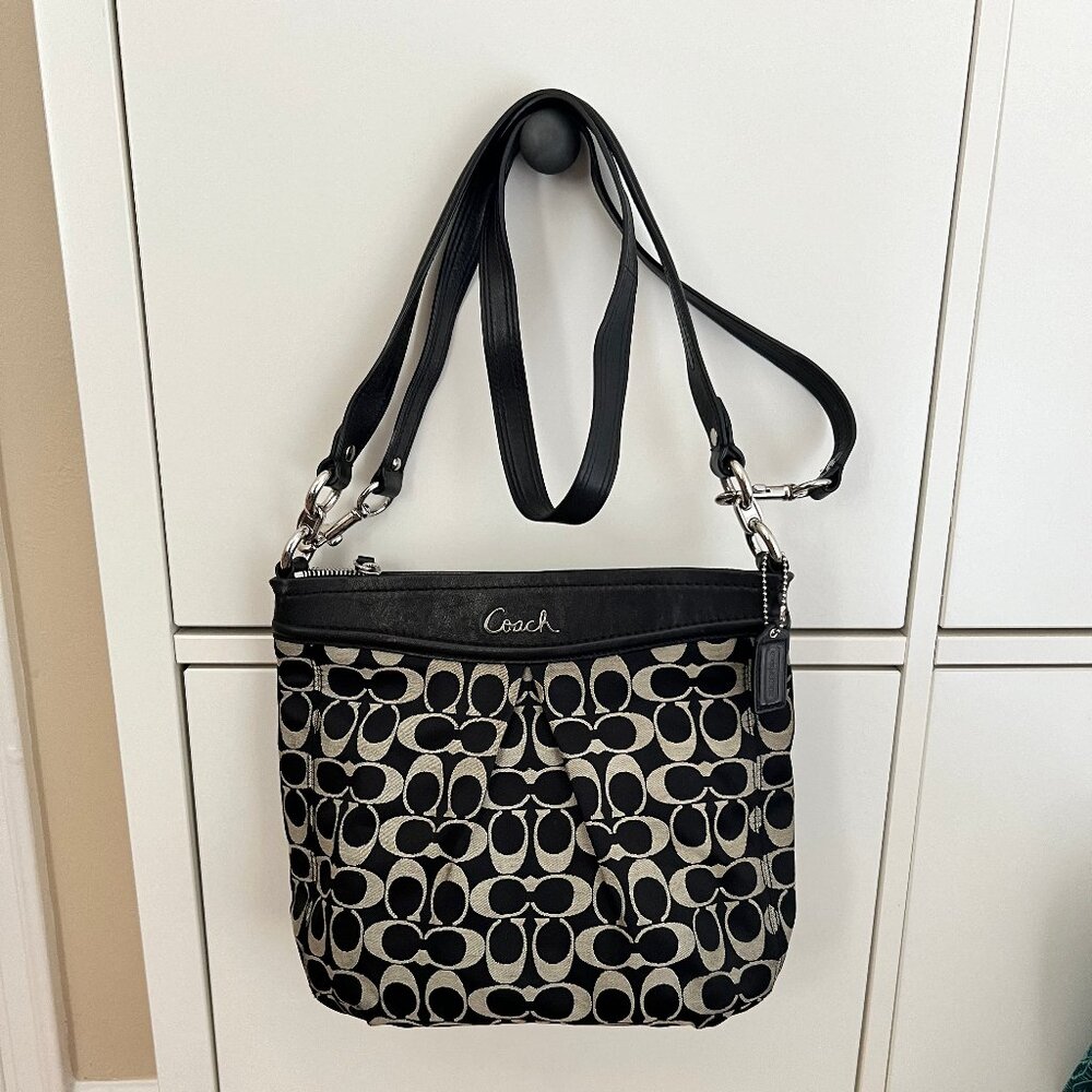 Coach Black Print Bucket Bag w/ Removable Crossbody Strap